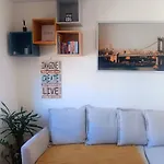 Good Price, Location, Self Check-In, Tidy Cozy Flat